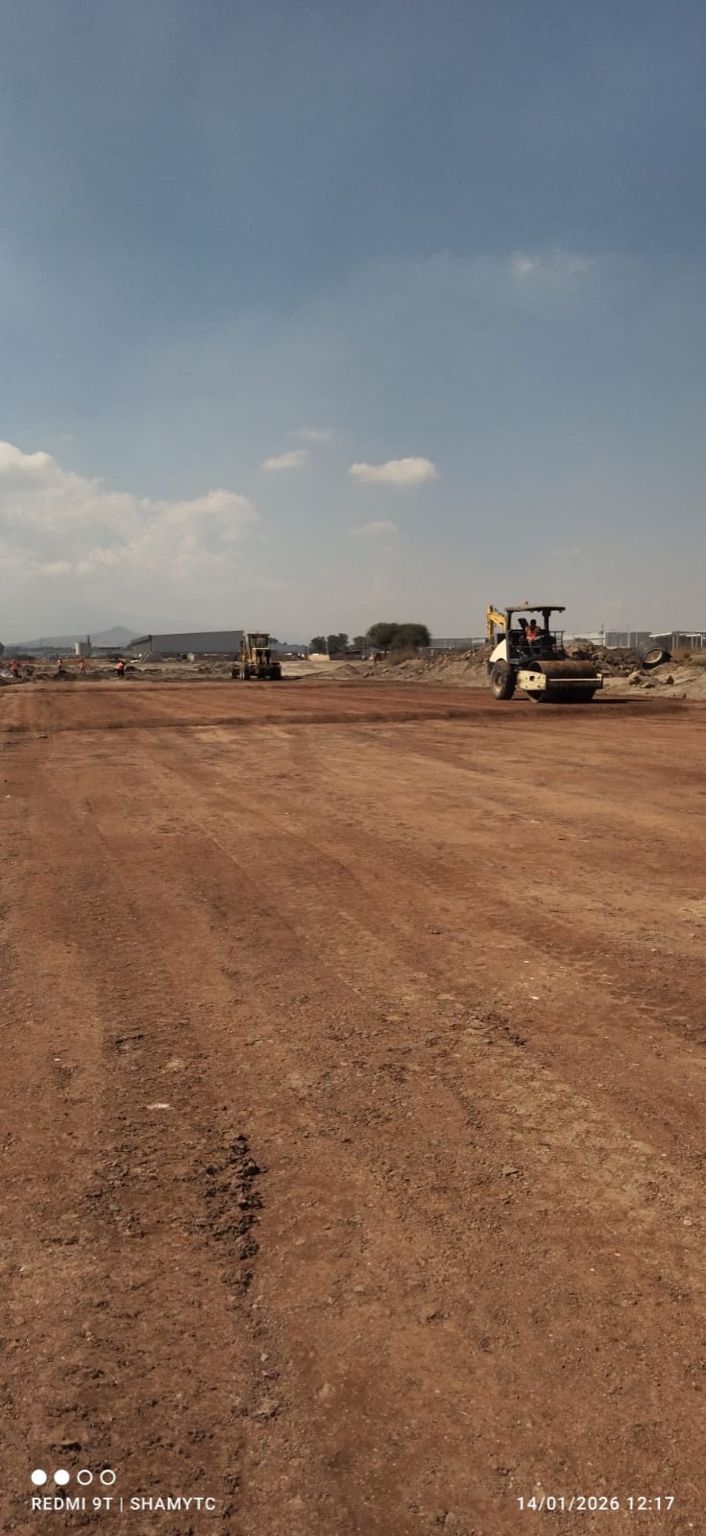 Fotografía de obra (terracería / compactación)